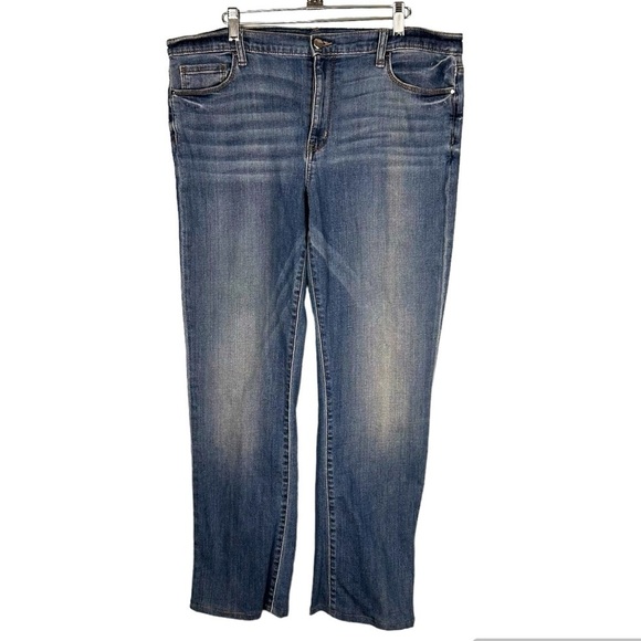 DKNY SOHO Straight Jeans Size 16 - Picture 1 of 10